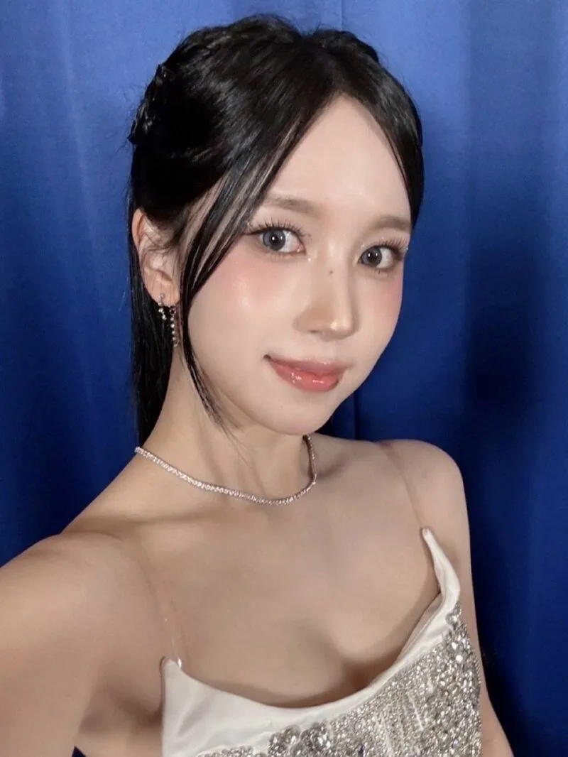 i1828052126_tMvru1Zz6J.webp