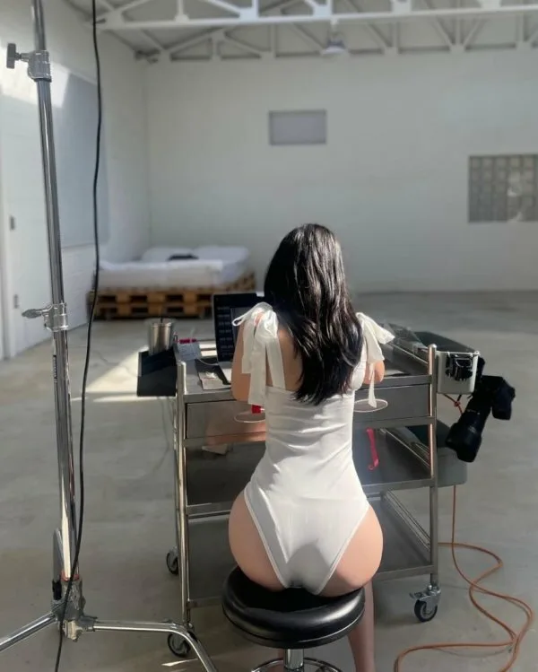 i1228469670_rN9D8FN52P.webp