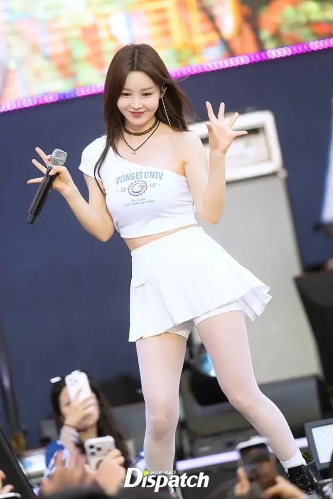 i1893629850_3naIkTq41a.webp