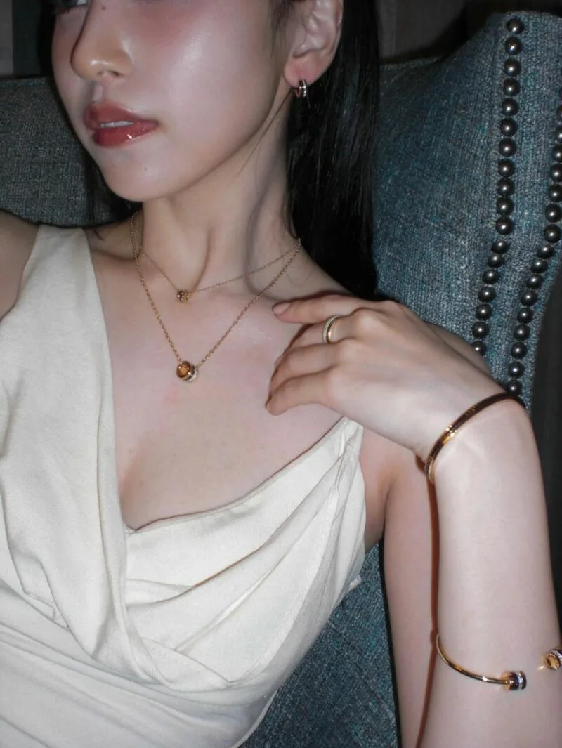 i1802481518_Tu4PrxkJ8m.webp