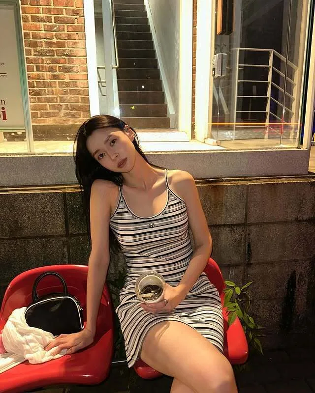 17596433571111_vALwRnwDTZ.webp