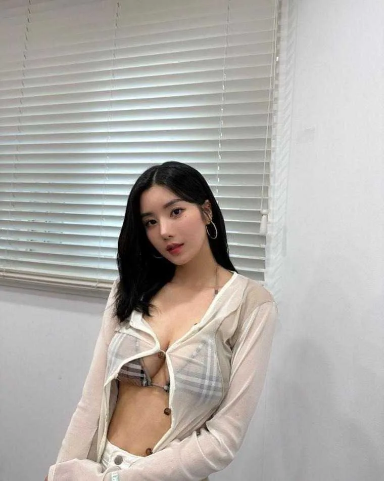 90f46f535746fec01967f7bc7ebdd8d1_1766331388_1103_iUDxDBmB7S.webp
